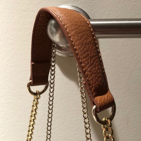 BCBG PURSE - OBO - Picture 4 of 6